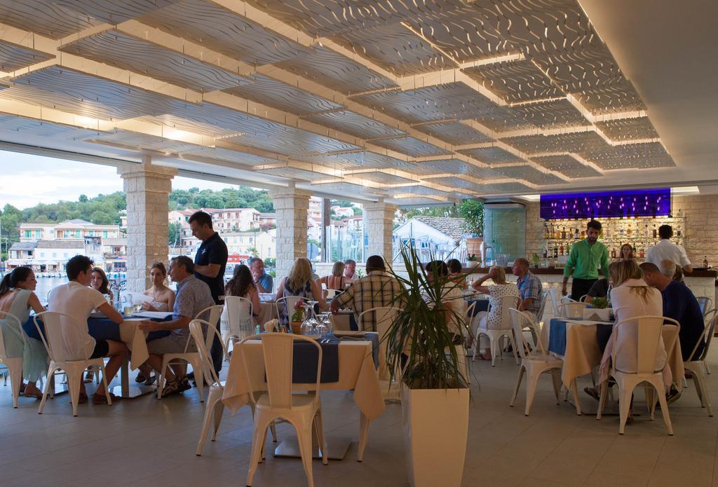 Melina Bay Boutique Hotel Kassiopi Ngoại thất bức ảnh
